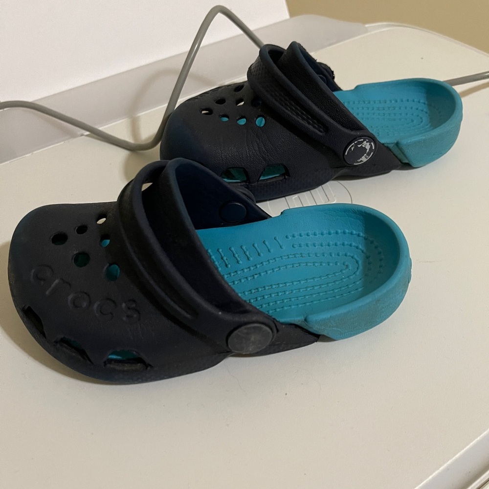 Boys crocs size C7